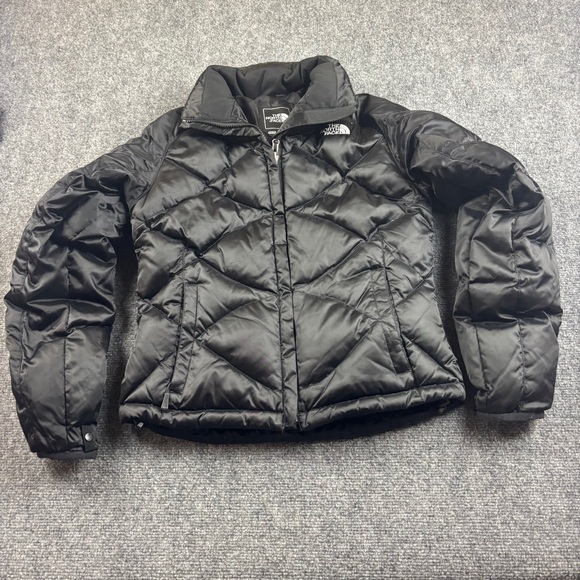The North Face Jackets & Blazers - THE NORTH FACE Women’s Black Quilted 550 Puffer Goose Down Jacket Size: XS